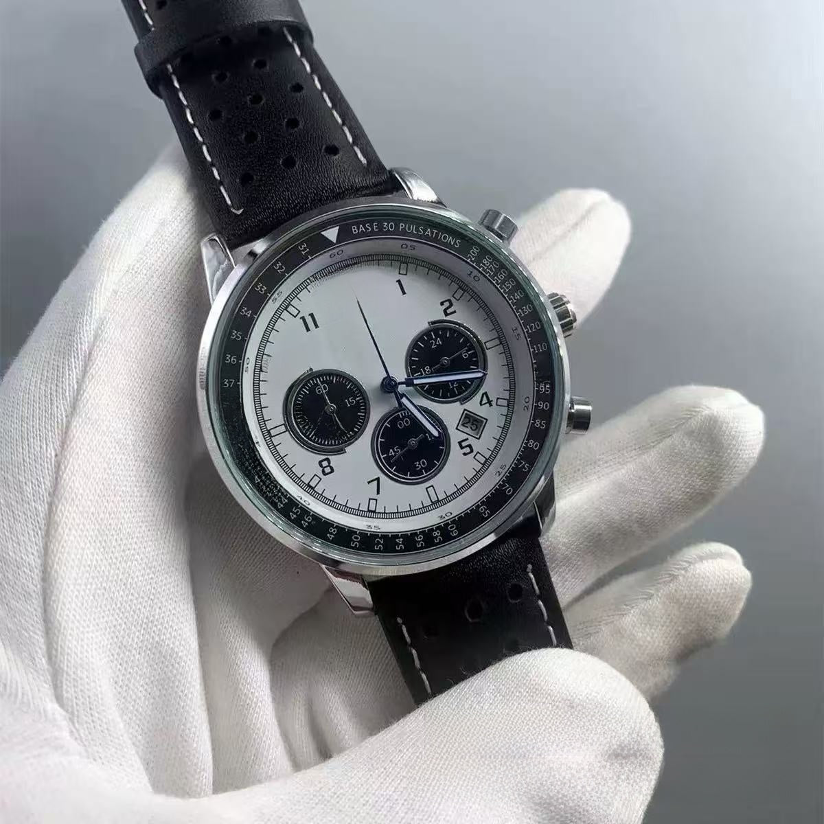 Multifunctional Sports Chronograph Quartz Watch with Calendar